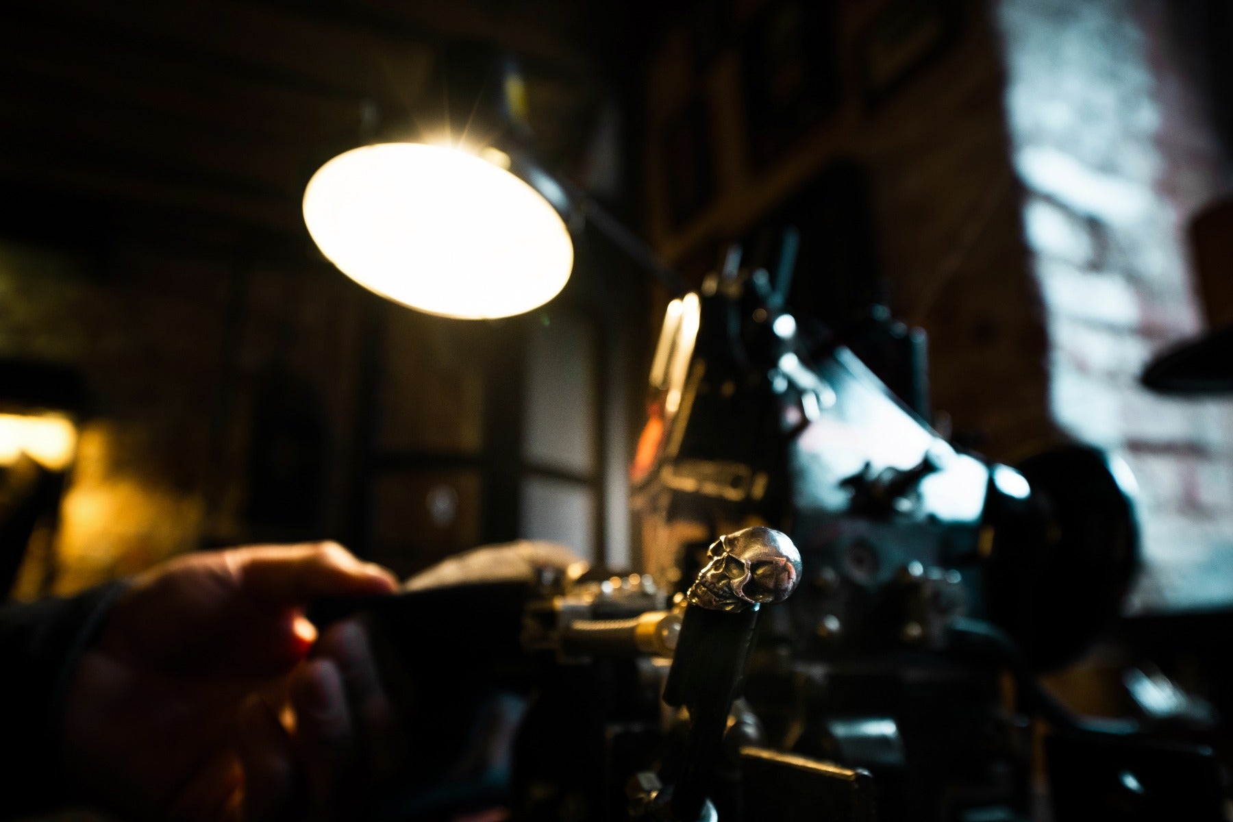 Chain Stitching - JEANS NOT FROM DC4 - Hemming Service No.: II