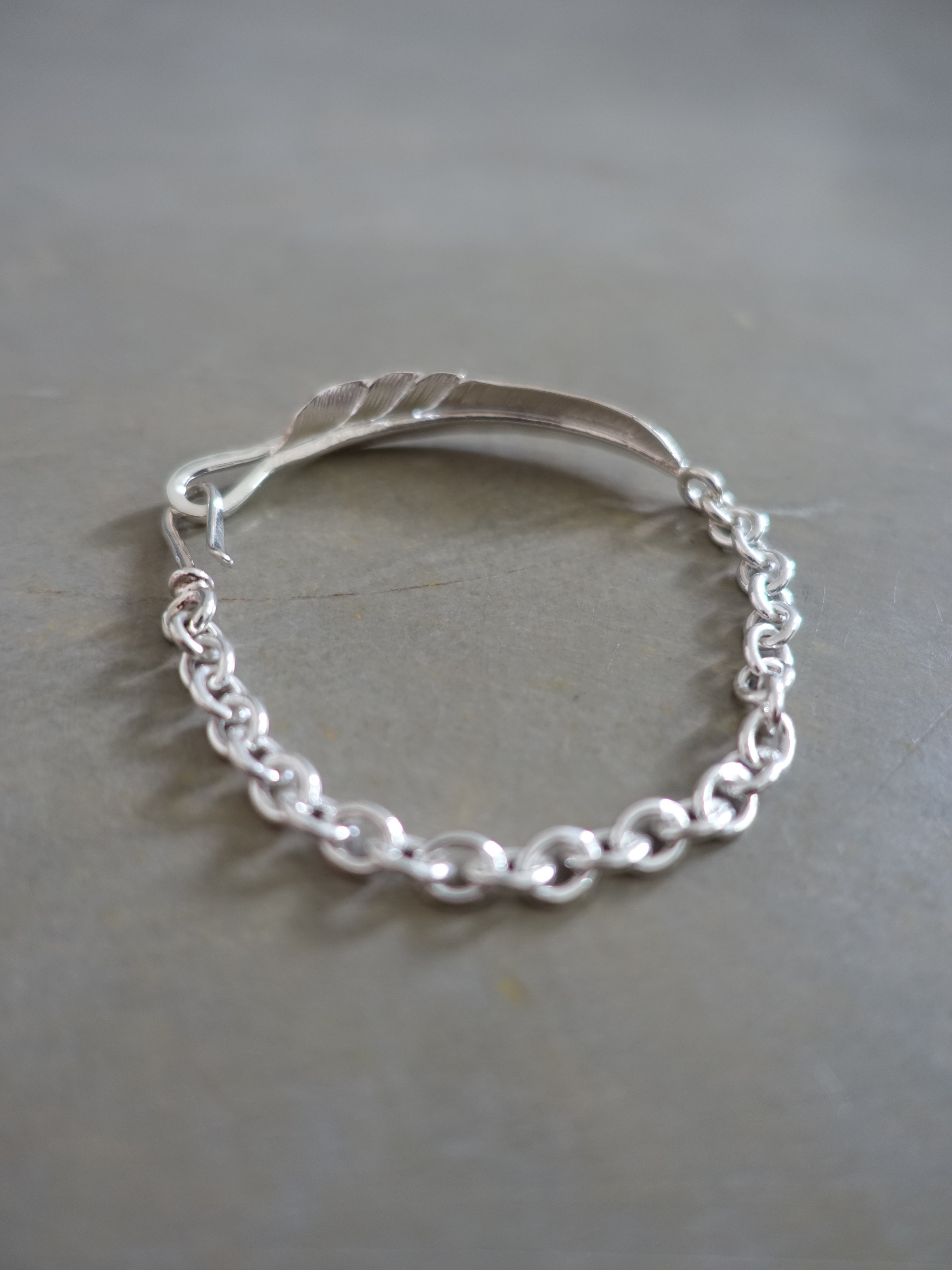 BR-151 - Kazekiri Feather Chain Bracelet