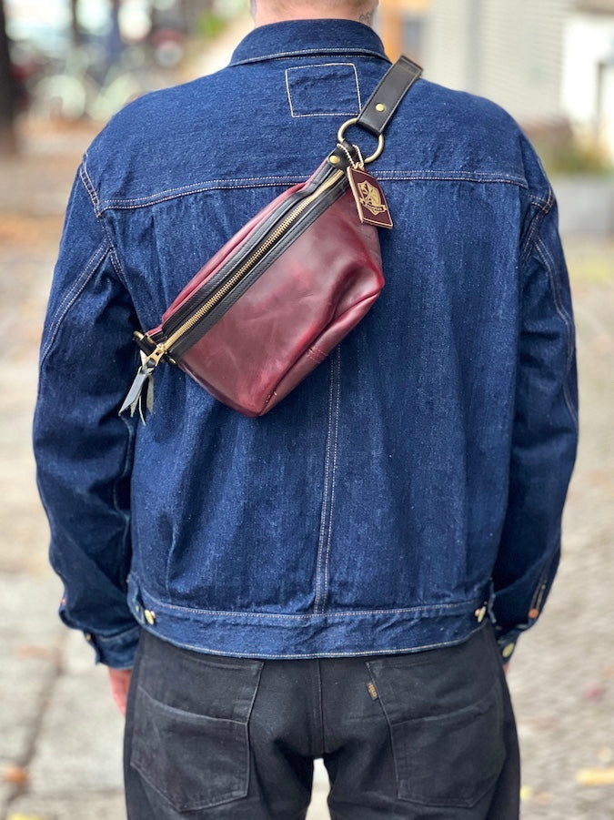 Chromexcel Leather FANNY PACK - Burgundy