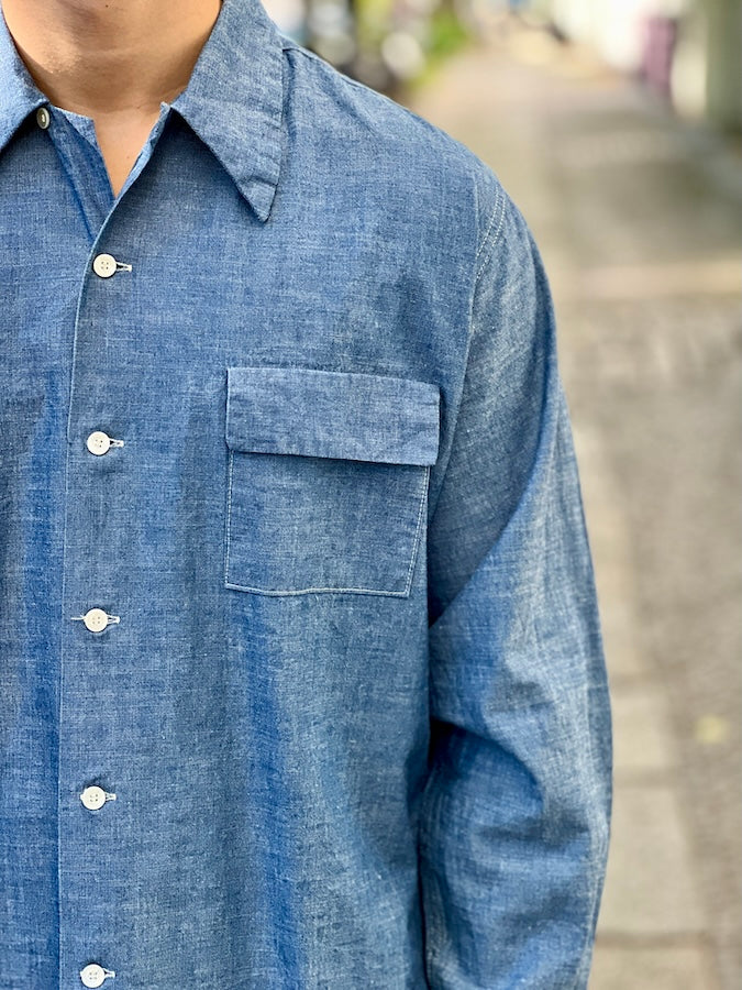 OPEN COLLAR SQUARE FLAP POCKET SHIRT