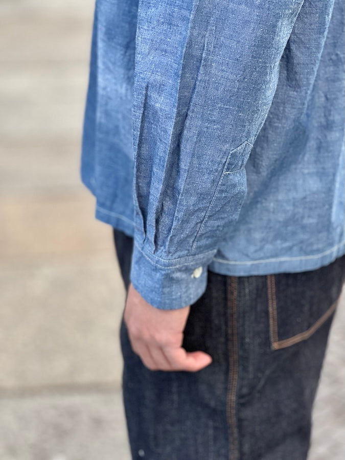 OPEN COLLAR SQUARE FLAP POCKET SHIRT