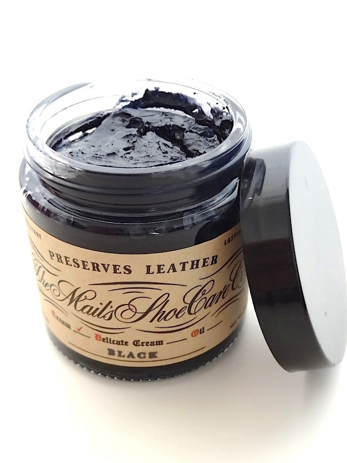 Black Cream - Clinch Boots