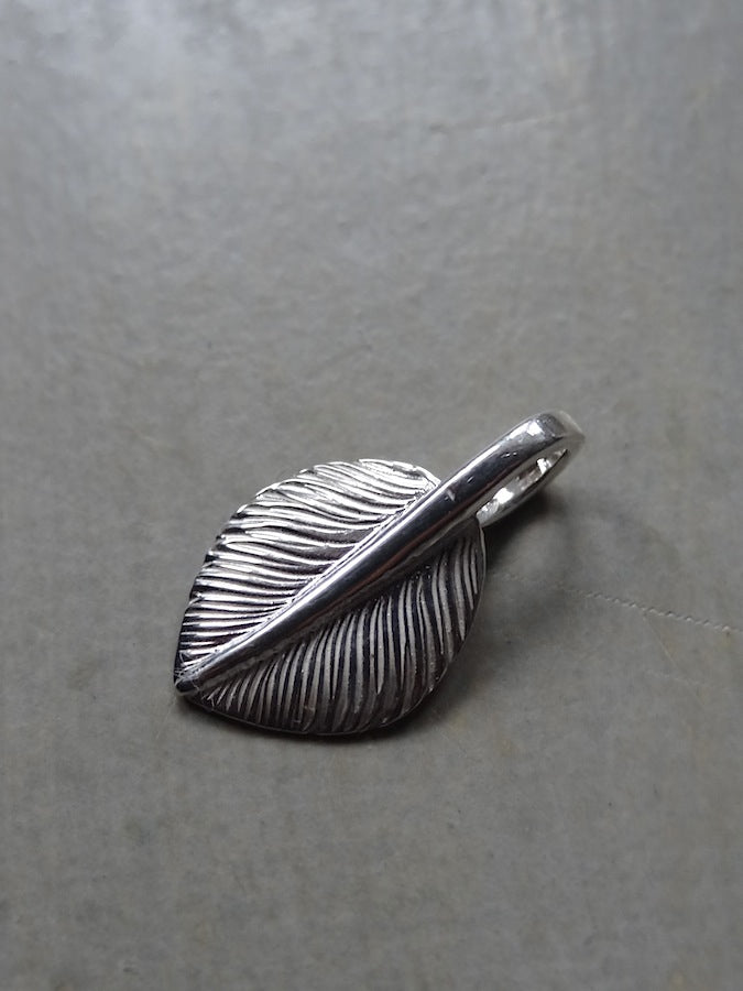 First Arrow's - Heart Feather - Large - Left