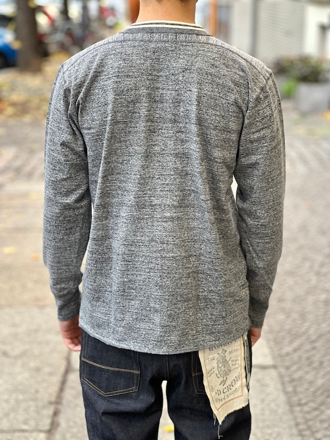 GLAD HAND & Co. - ROYAL CLASS - R-08 - Henry Pocket Long Sleeve T-Shirt - Loopwheeled - 100% U.S.A. Cotton - Heather Grey
