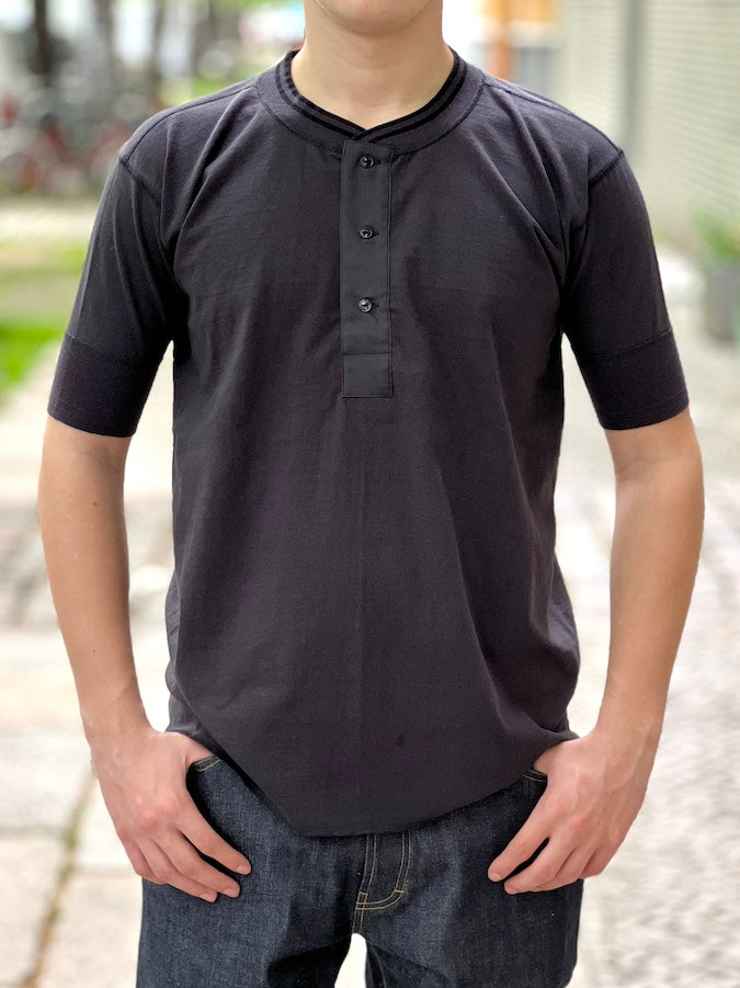 ROYAL CLASS - R-03 HENRY Loopwheeled T-Shirt - Black