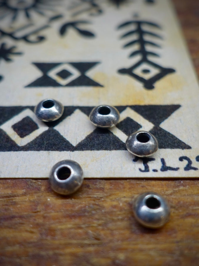 HOZHO - Silver Small Beads