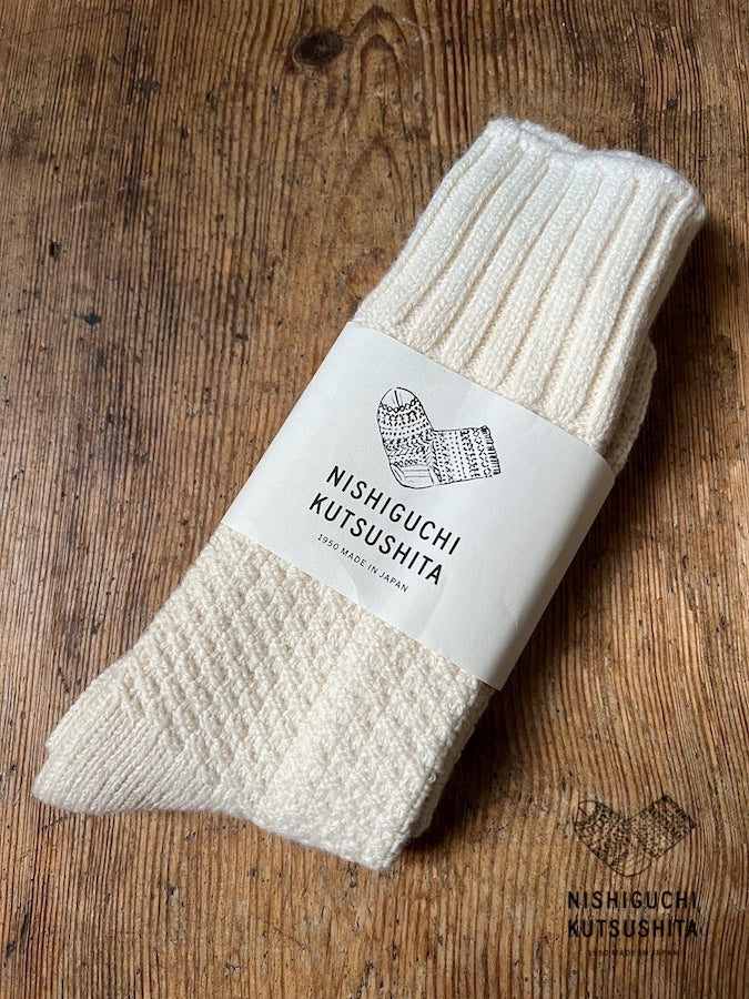 NISHIGUCHI KUTSUSHITA - BOSTON - WOOL COTTON BOOT SOCKS - IVORY