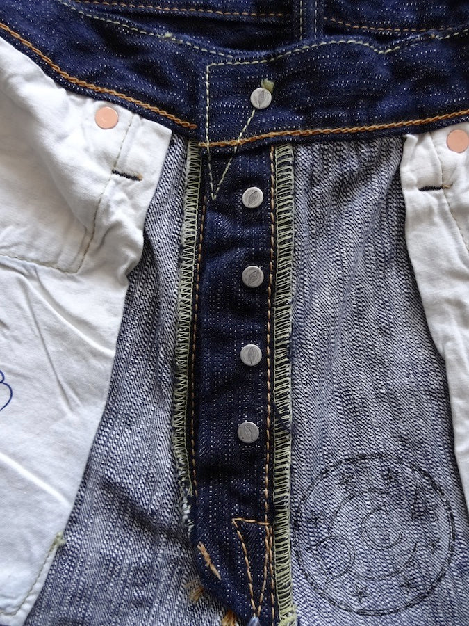 Pure Blue Japan - AI-019 - 17.5oz Aizome Natural Indigo - Relaxed Tapered