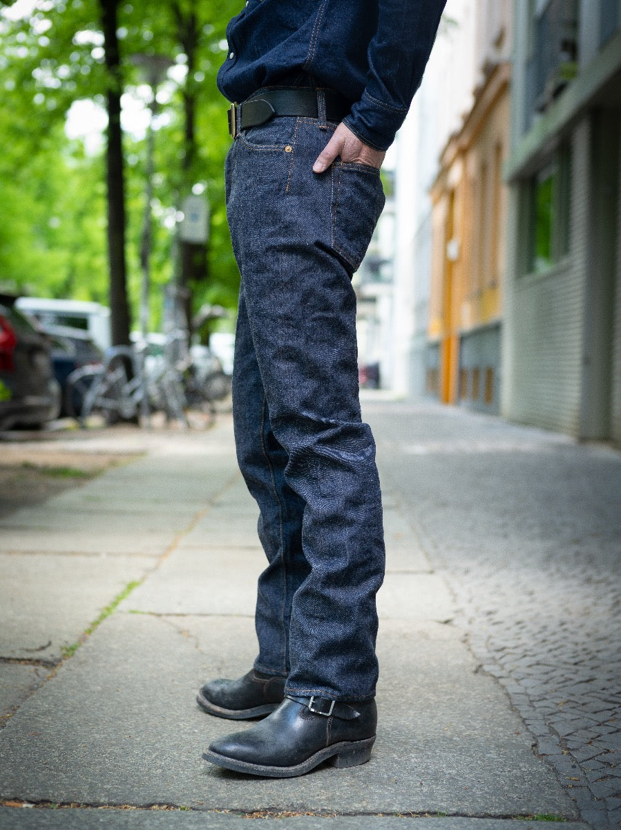 RESOLUTE 710 - One Washed - 14oz Japanese Selvedge Denim - RESOLUTE’s core model - A model based on Levi’s 501 “Model 66” - Tight Straight