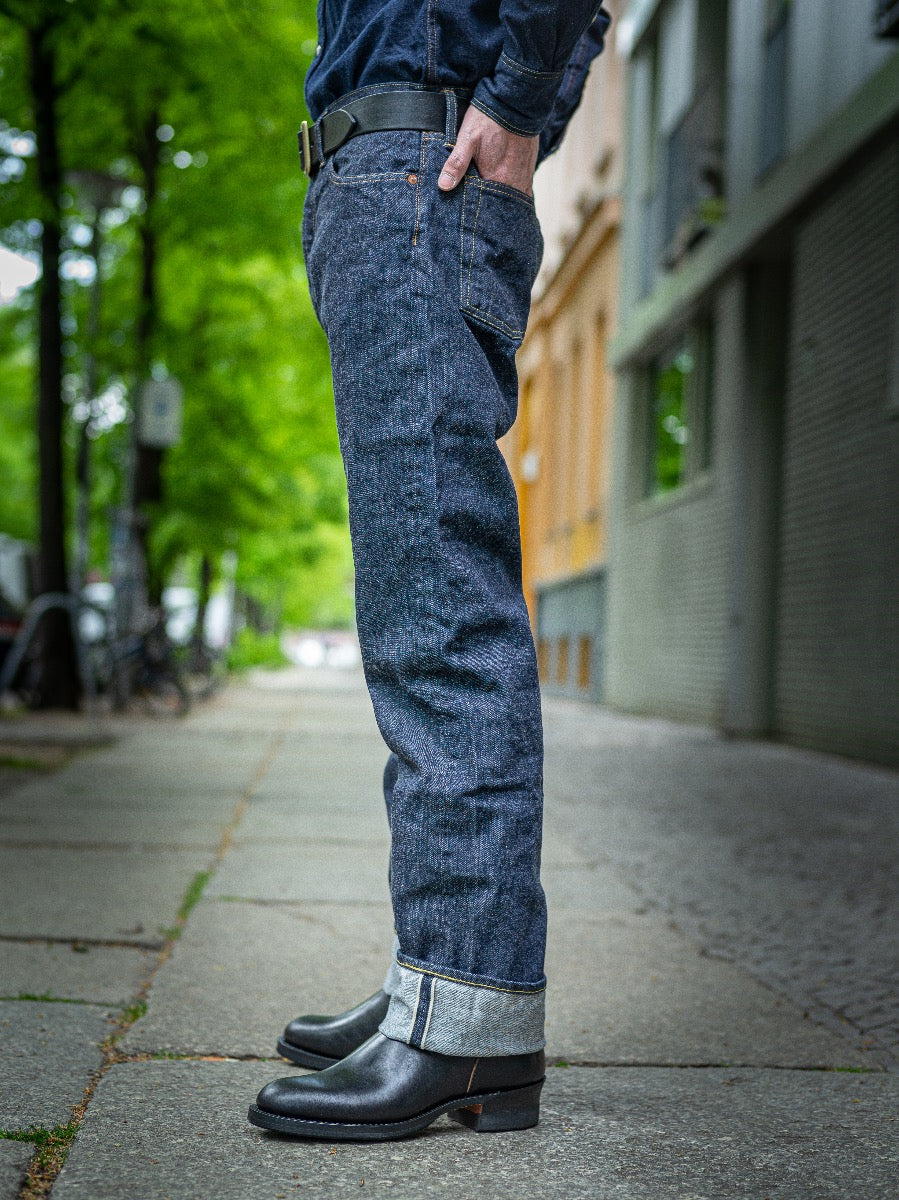 RESOLUTE 711 - One Washed - 14oz Japanese Selvedge Denim - Based on work pants of the 1950's in America - Slightly Wide Straight