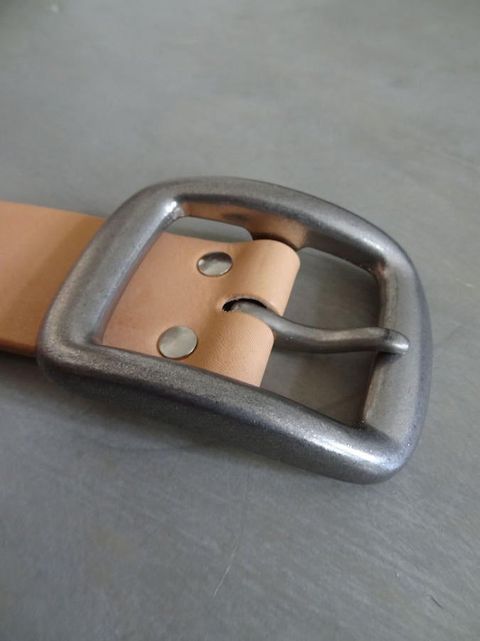 W001 - Super Heavyweight - Curved Leather Belt - Tan - The strongest belt you can get !