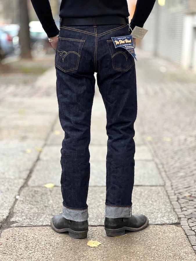THE FLAT HEAD - 3004 - Wide Straight - Slightly Tapered - 14.5oz Selvedge Denim - U.S. Texas Cotton