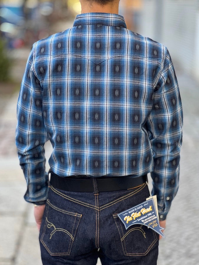 THE FLAT HEAD - Native Check - Western Shirt - Natural Mother of Pearl Snaps - Blue