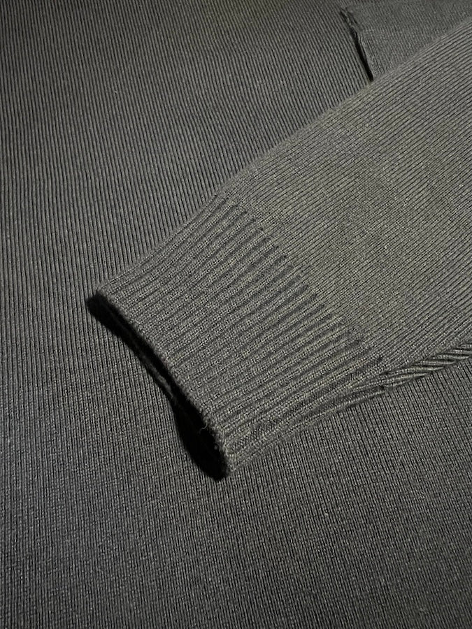 The GROOVIN HIGH - 1950s Heavy Knit Pocket Sweatshirt - Black