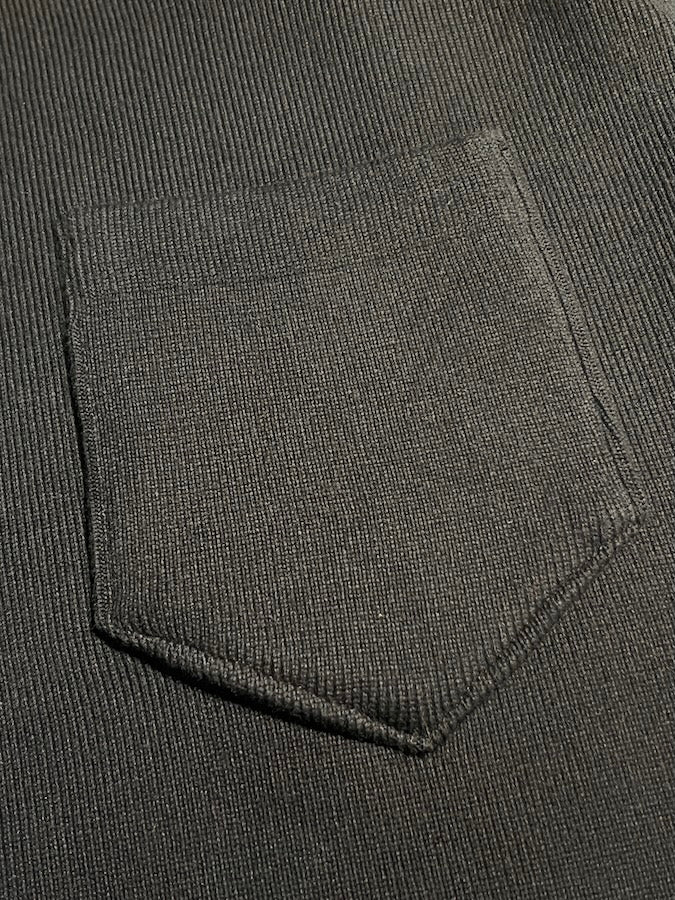 The GROOVIN HIGH - 1950s Heavy Knit Pocket Sweatshirt - Black