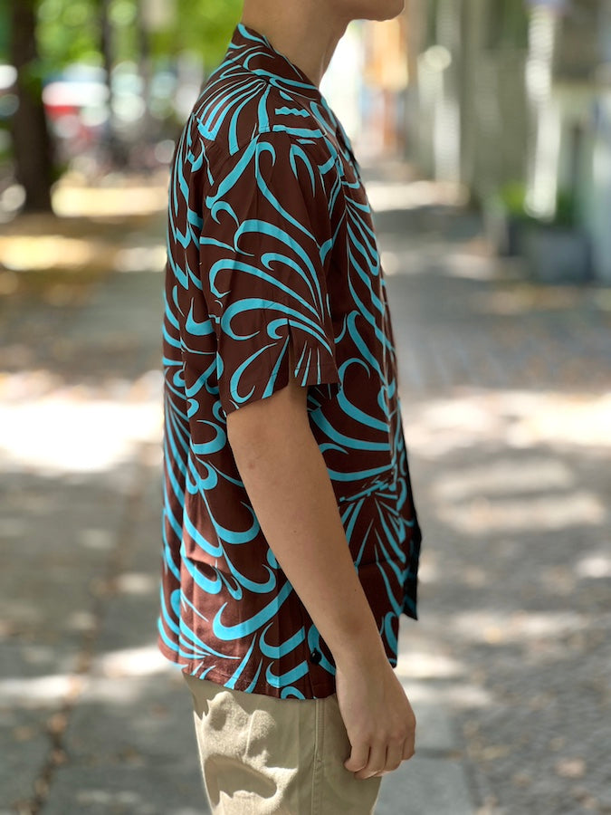 The GROOVIN HIGH #548 - 1940s Beach style S/S Shirt - BROWN