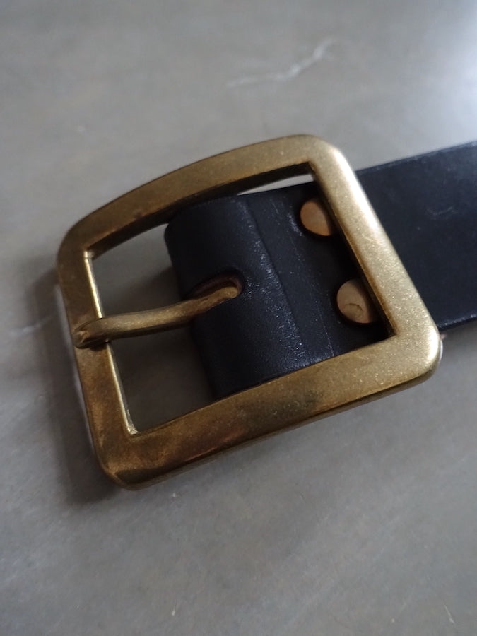 SGA0901 - Extra Heavy Black Leather Belt - Brass Buckle