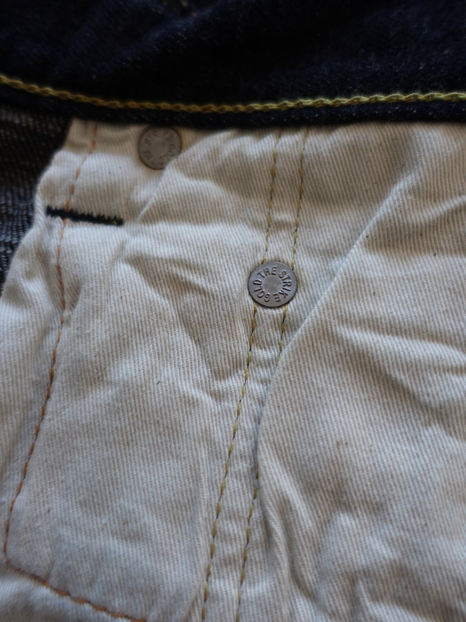 The Strike Gold SG5103【CLASSIC】Series - 15oz Slub Selvedge Denim - Right Hand Twill - Gray Weft - CLASSIC STRAIGHT