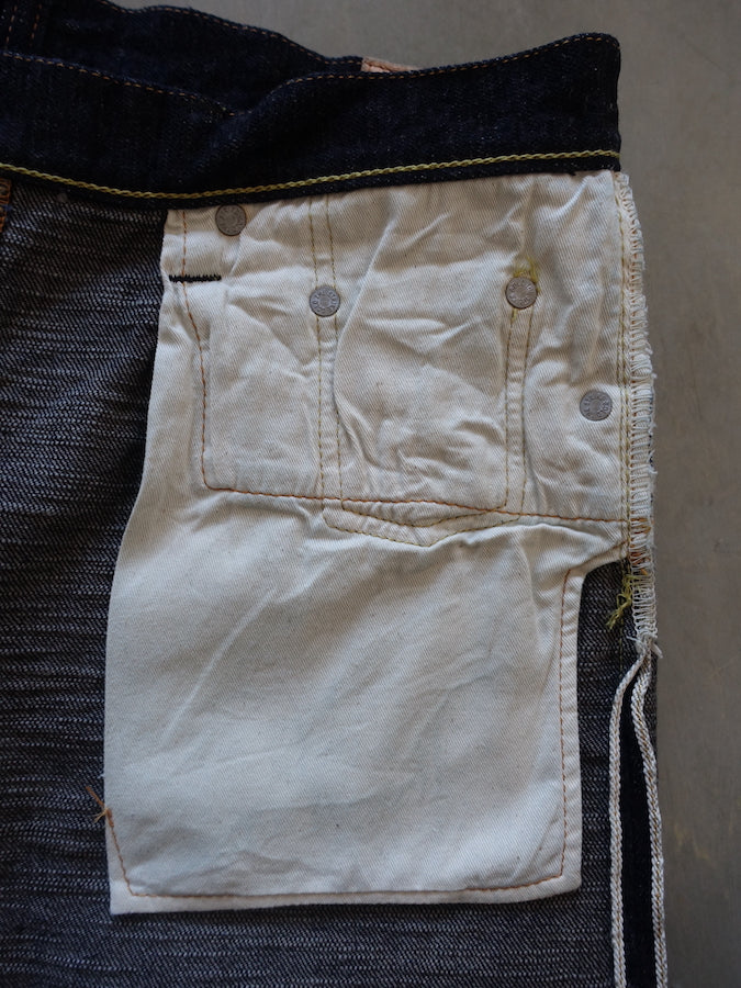 The Strike Gold SG5103【CLASSIC】Series - 15oz Slub Selvedge Denim - Right Hand Twill - Gray Weft - CLASSIC STRAIGHT