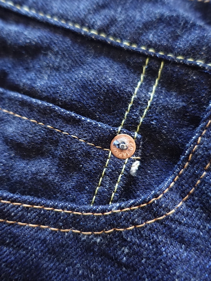 The Strike Gold SG5103【CLASSIC】Series - 15oz Slub Selvedge Denim - Right Hand Twill - Gray Weft - CLASSIC STRAIGHT