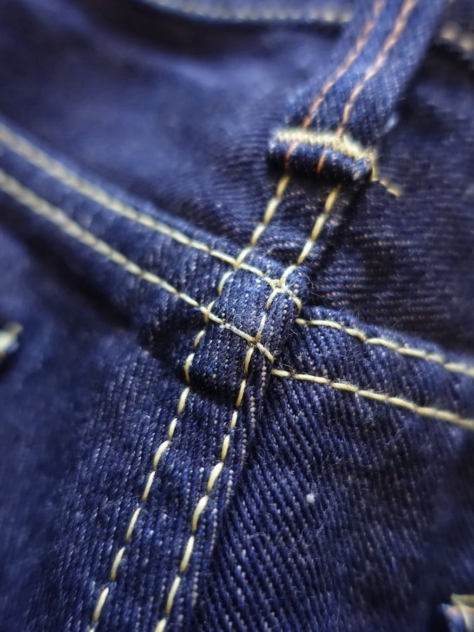 The Strike Gold SG3105【COOL】Series - 17oz Selvedge Denim - Dark Indigo Warp & Grey Weft - Left Hand Twill - STYLISH STRAIGHT
