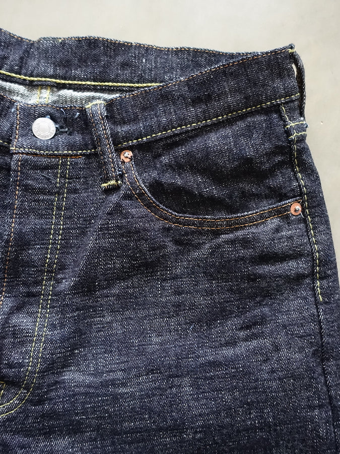 The Strike Gold SG7103【SUPER SLUBBY】Series - 17oz Horizontal Super Slub Selvedge Denim - Right Hand Twill - CLASSIC STRAIGHT