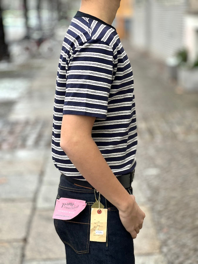 TROPHY CLOTHING - Pocket T-Shirt - MULTI BORDER - Volume Cotton - Navy