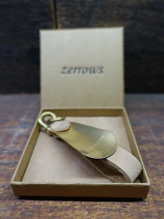 ZERROWS - BRASS SHOEHORN - Natural Horween Latigo Leather