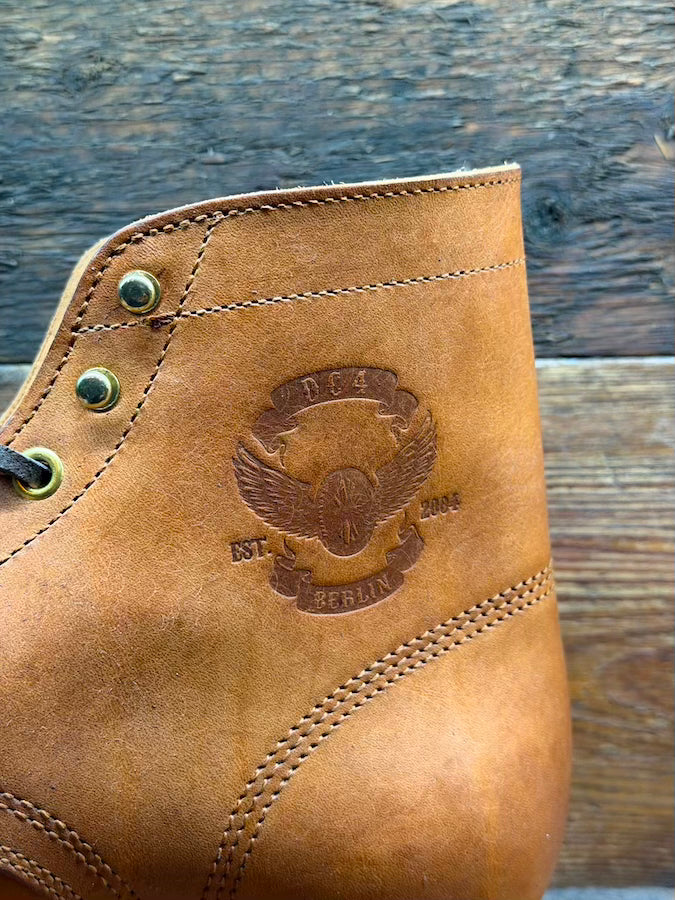 BONEAKERS LINE - SW6 Boots - Brown OILED SCRATCH Leather - Speed Hooks- 6 inch Heigh