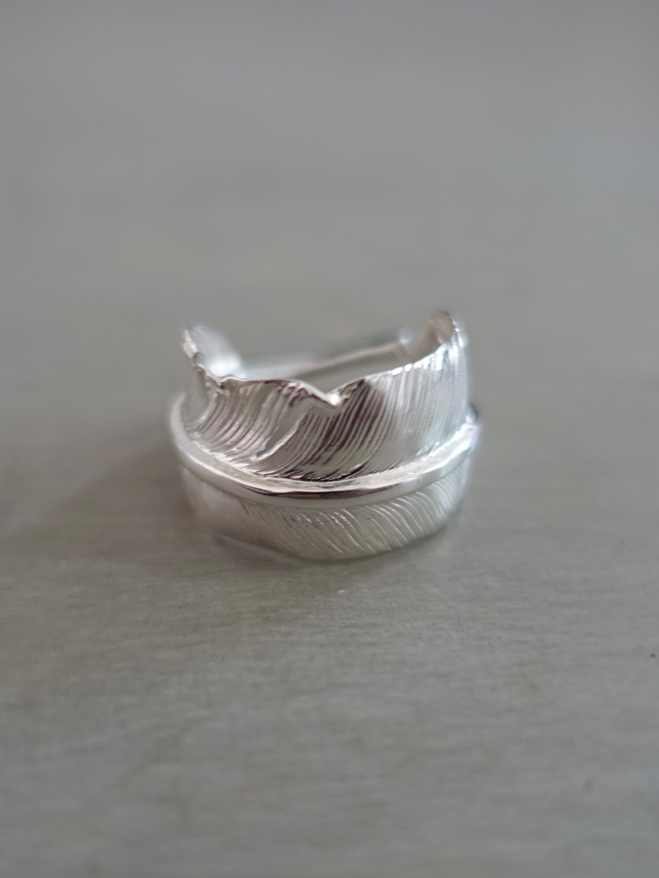 R-015 - Feather Ring