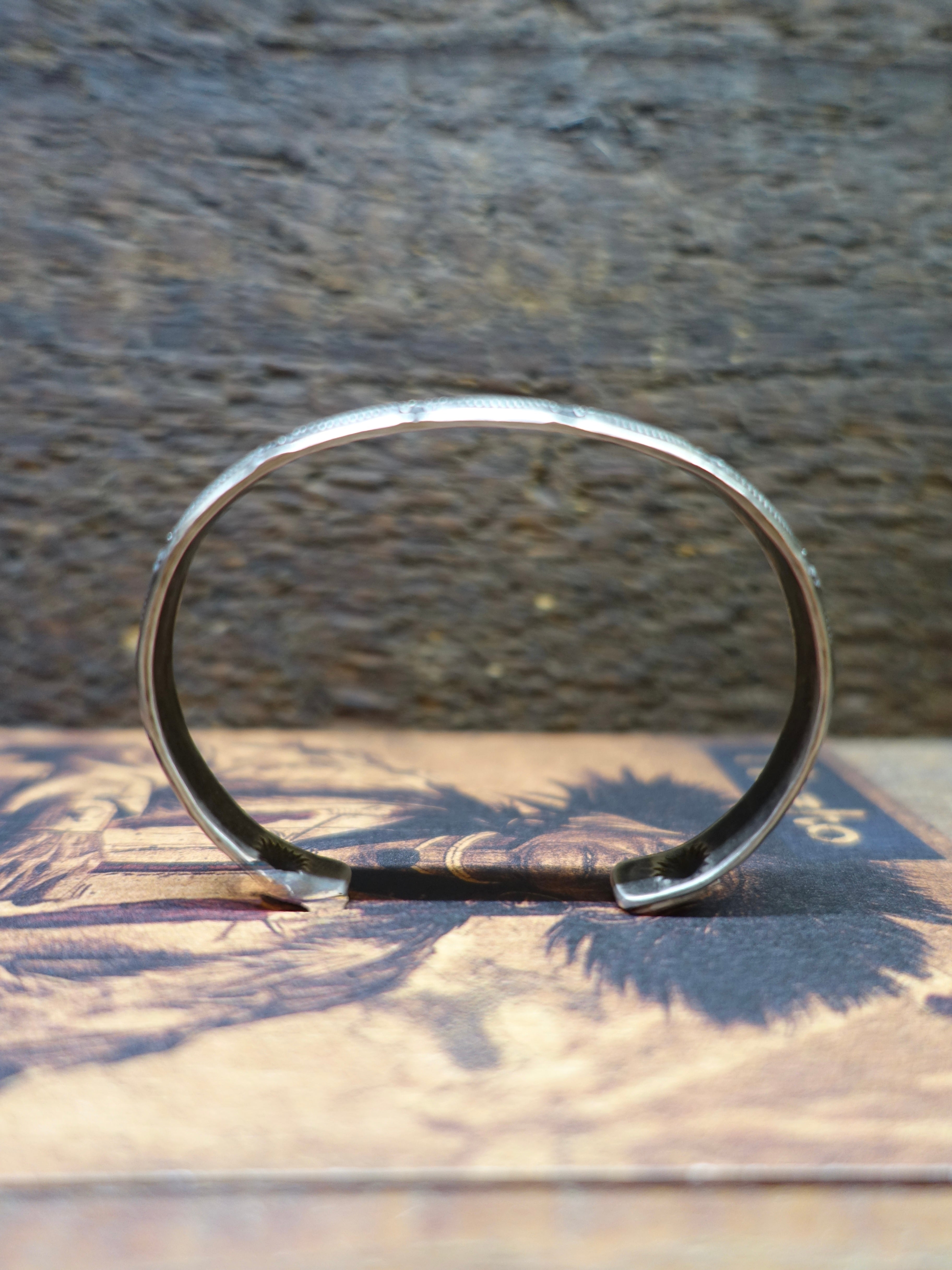 HOZHO - Plant B6 - Silver Bangle