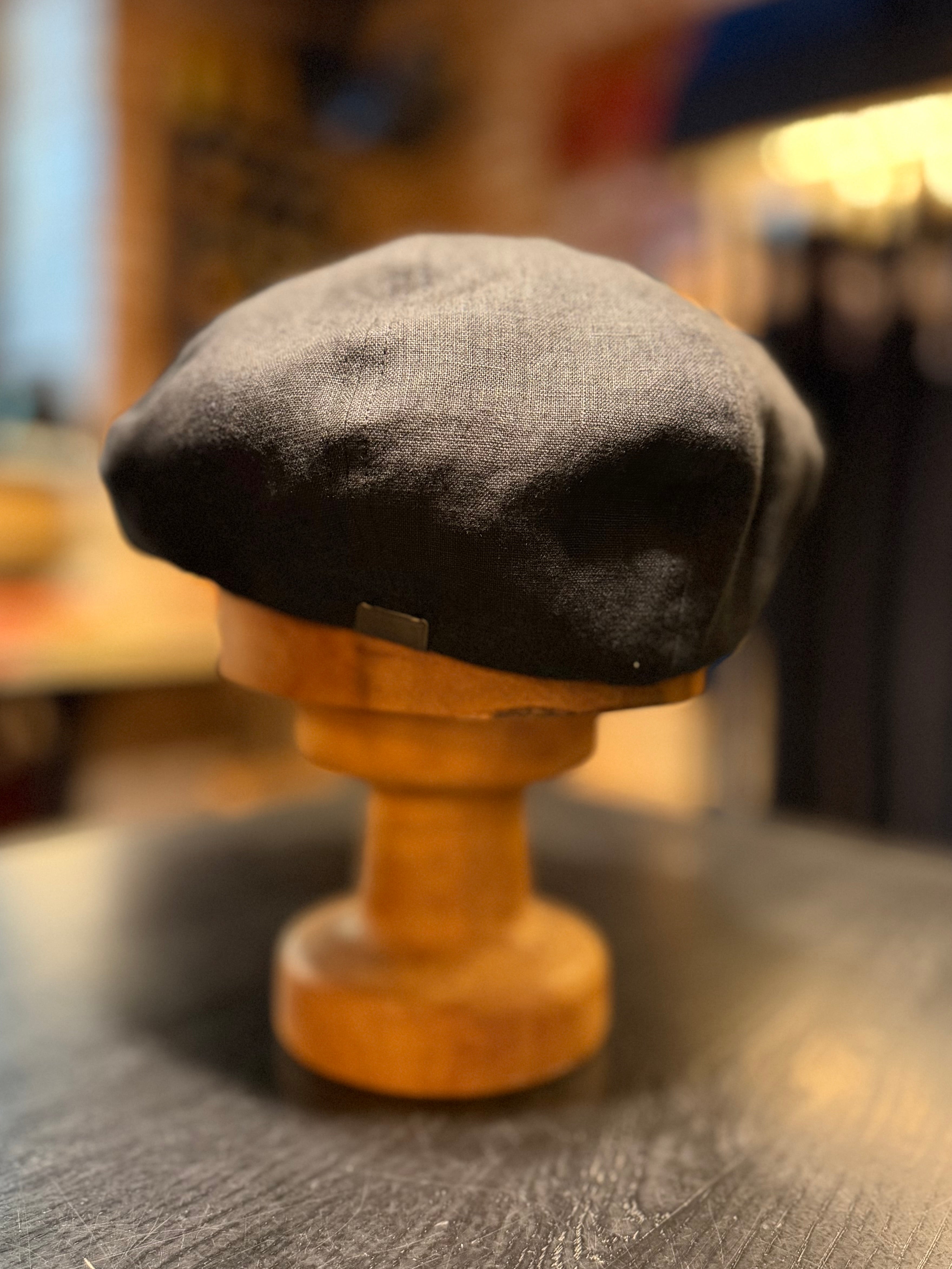 1920's Cap - Model: Lucky Dan French Linen - Black
