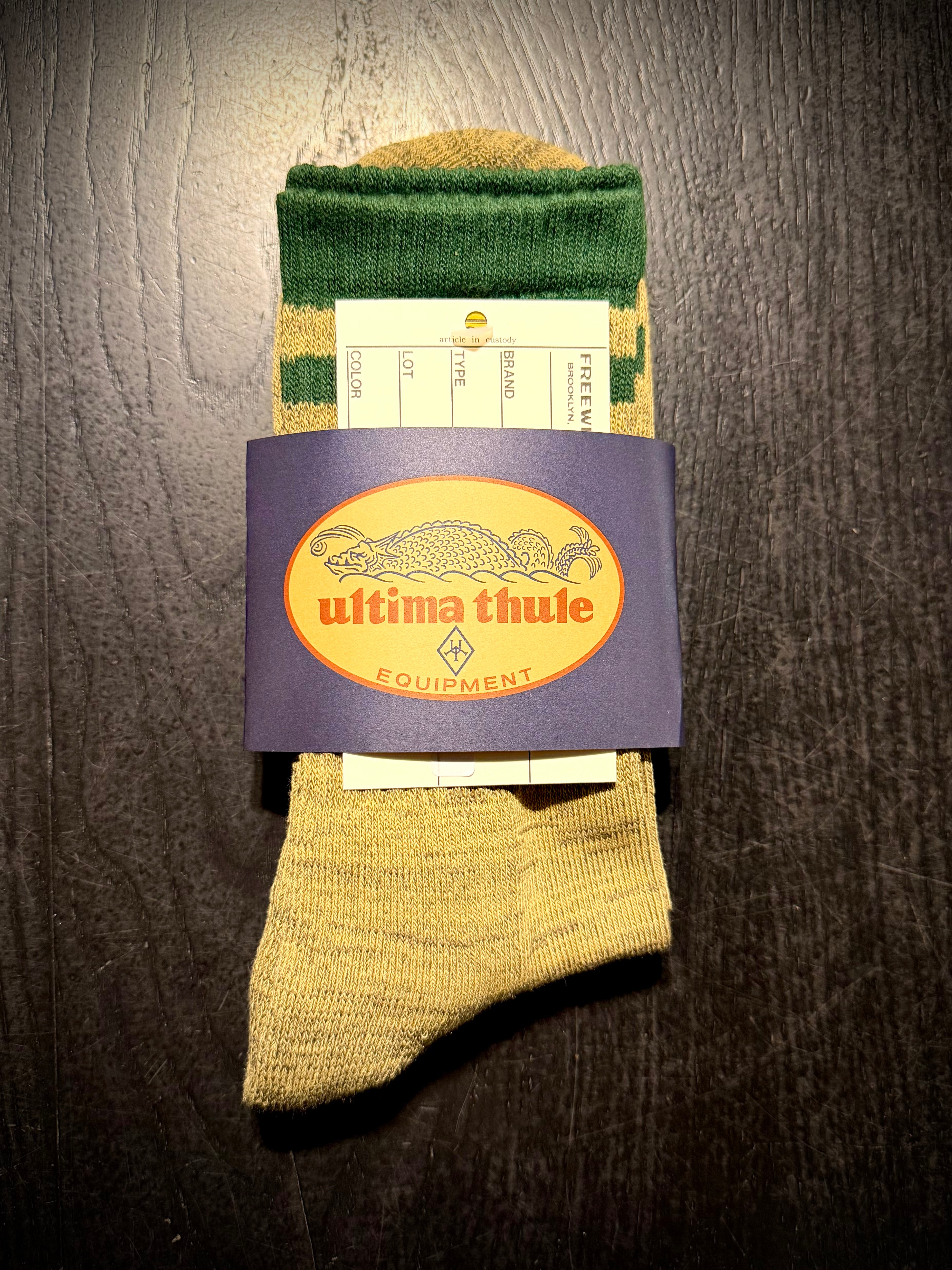 "Barlow" - 8 Inch Length Outdoor Socks - Khaki X Olive X Green