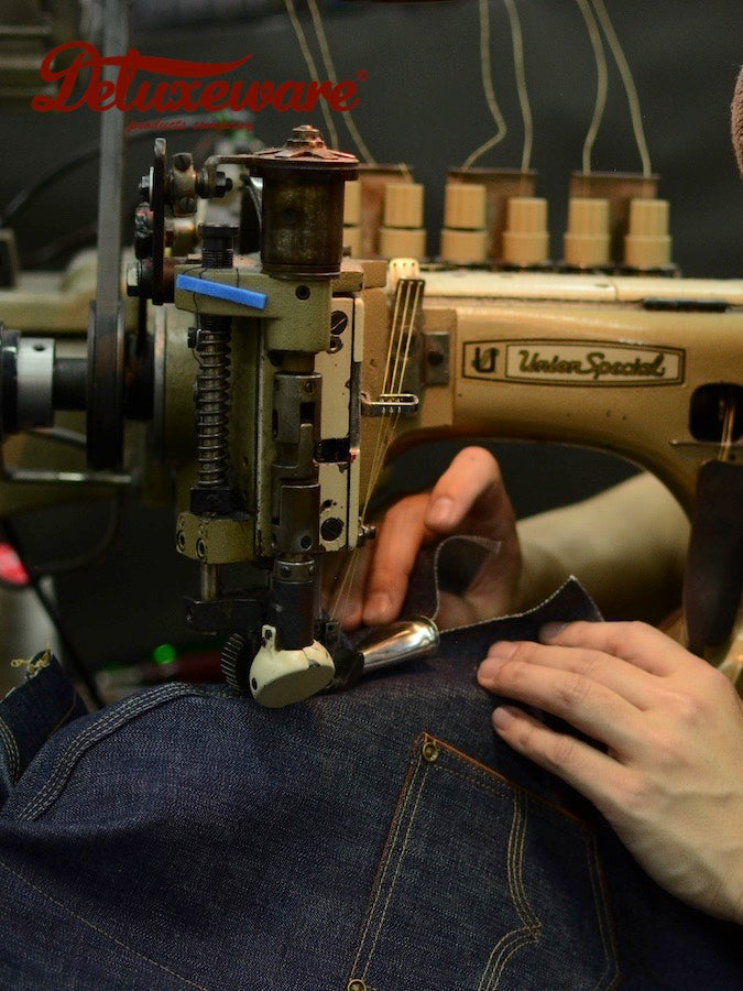 DELUXEWARE - 1940's Vintage Denim Shirt - 10.5oz Selvedge Denim - Company-owned production - 100% Memphis Cotton