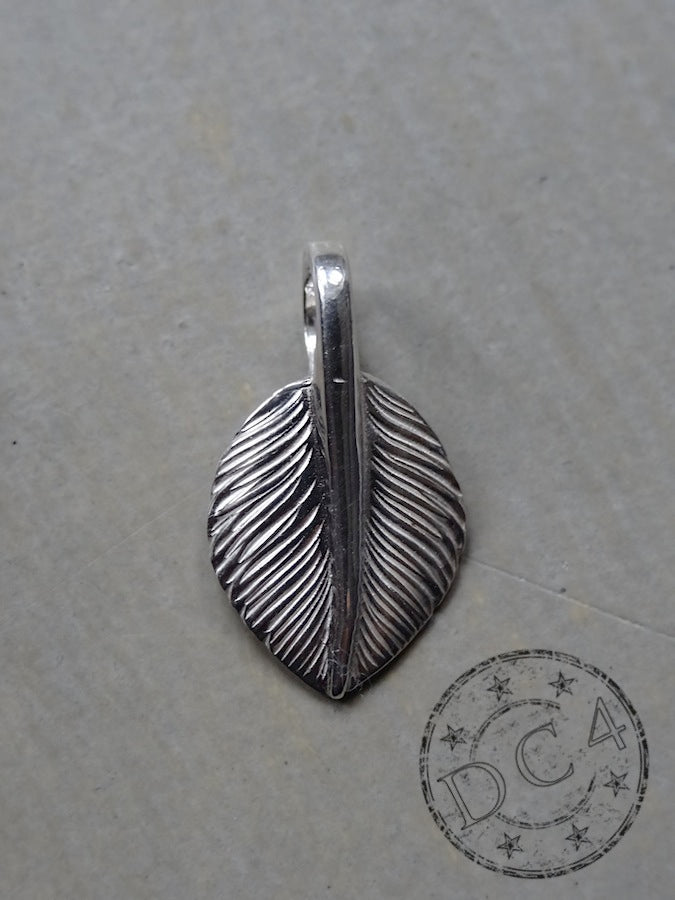 P-523L - Heart Feather - Medium - Left