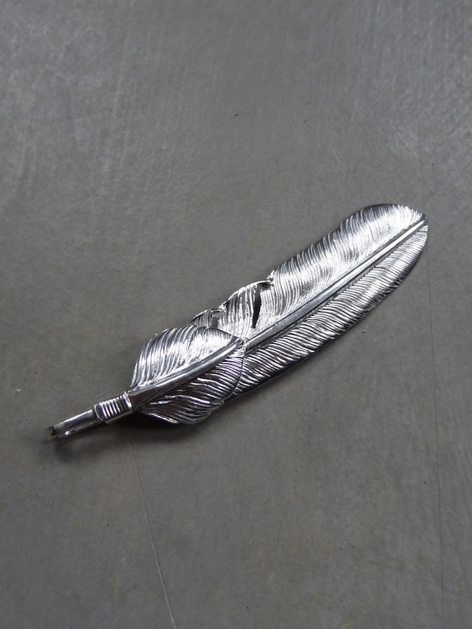 P-357R - Feather Pendant with Heartfeather - Large - Right
