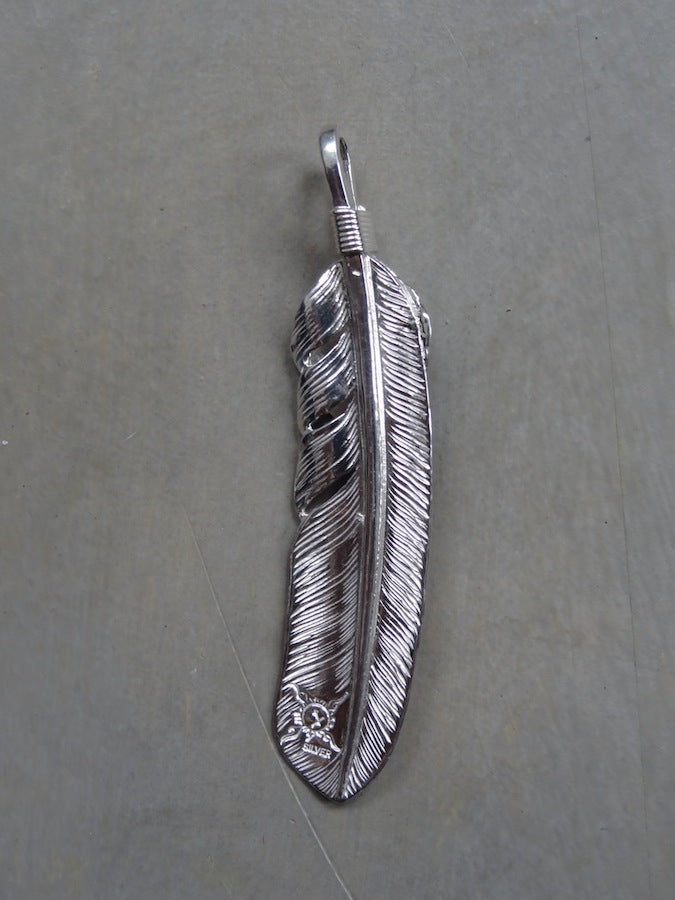 P-357R - Feather Pendant with Heartfeather - Large - Right