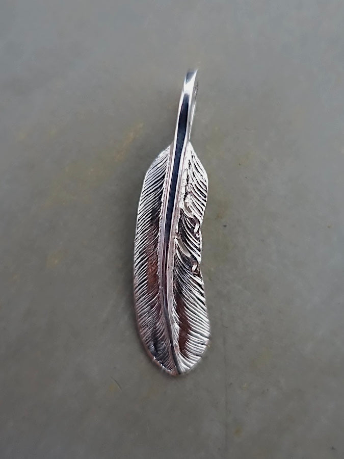 P-004R - Feather Pendant - Small - Right
