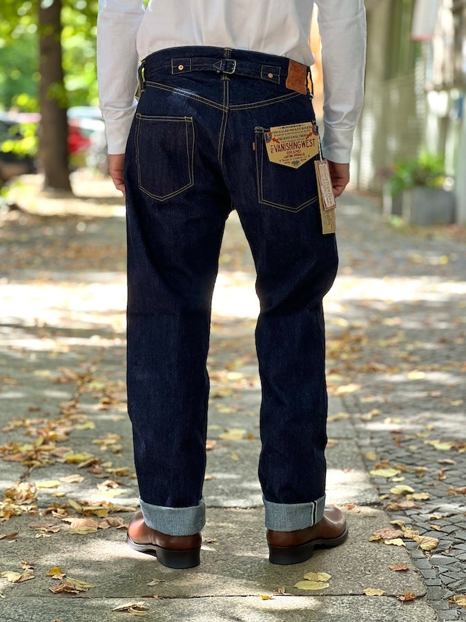 "Lot 601 XX 1942" - 5 Pocket Jeans - IN THE FIRST HALF OF 1942 WORLD WWII MODEL - Original 14oz Indigo Denim
