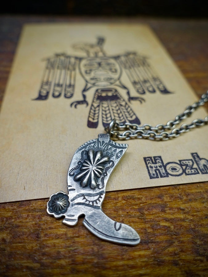 HOZHO - Western Boots - Pendant