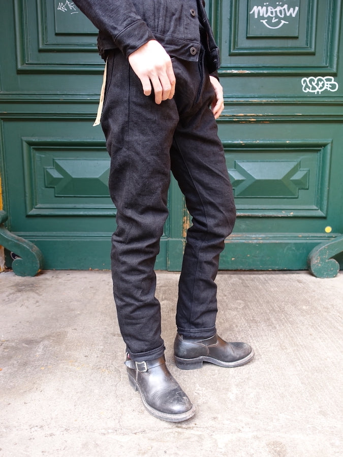 544ZR-IDBK - 20oz SECRET DENIM Indigo x Black - Stylish Tapered