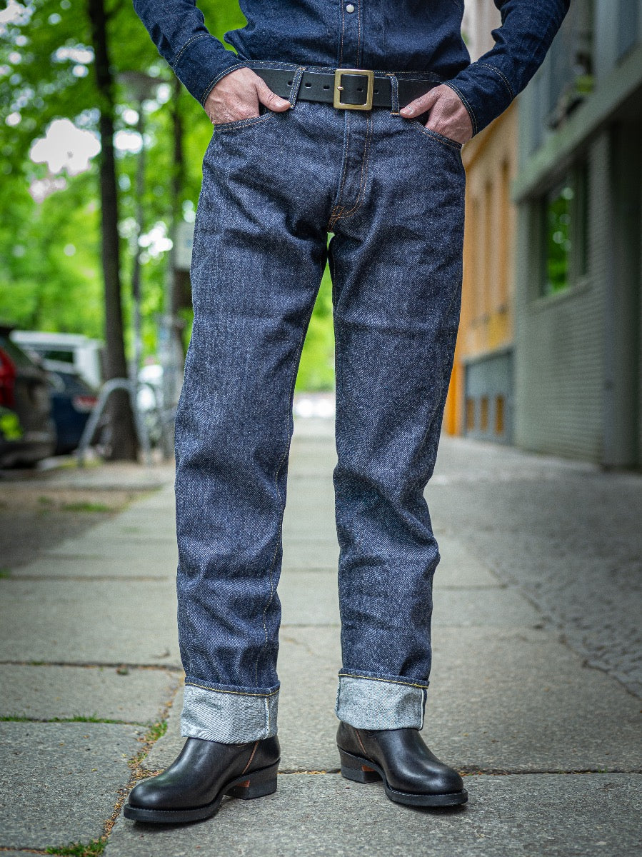 RESOLUTE  711 - One Washed - 14oz Japanese Selvedge Denim - Based on work pants of the 1950's in America - Slightly Wide Straight