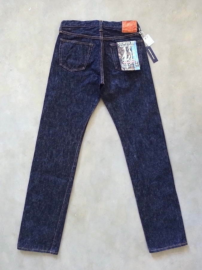 S710XX19ozII - Indigo - 19oz KIWAMI Selvedge Denim - Slim Straight