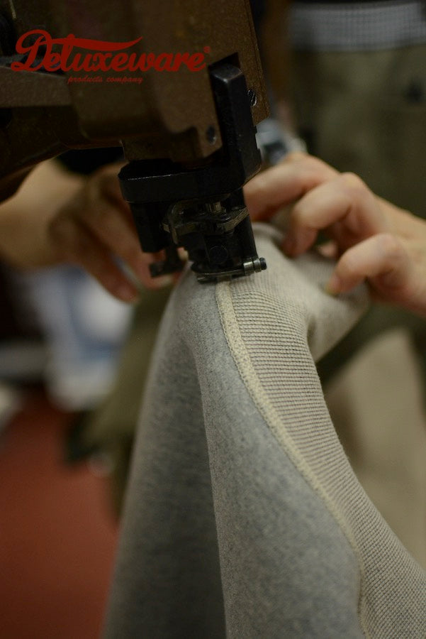 DELUXEWARE - Loopwheeled Sweatshirt - S100-00 [BLACK MIX] - The fabric is produced in Wakayama and sewn on vintage UNION SPECIAL-Flat Seamer machines - PAT A