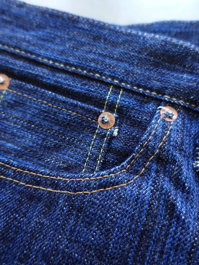 The Strike Gold SG8105【SHOWER SLUBBY】Series - 16oz Horizontal Super Slub Selvedge Denim - Right Hand Twill - STYLISH STRAIGHT