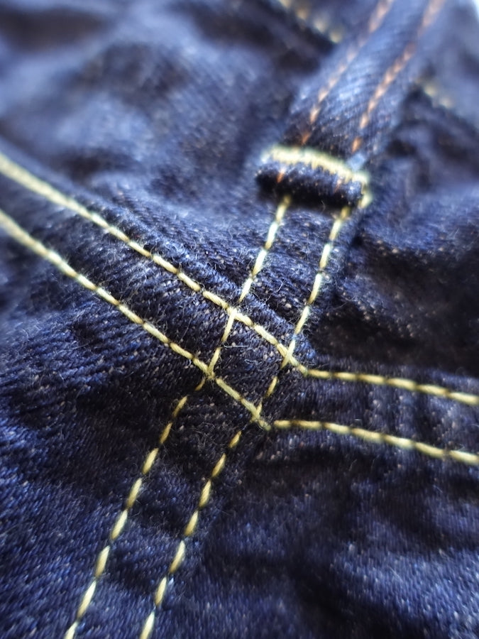 The Strike Gold SG5103【CLASSIC】Series - 15oz Slub Selvedge Denim - Right Hand Twill - Gray Weft - CLASSIC STRAIGHT