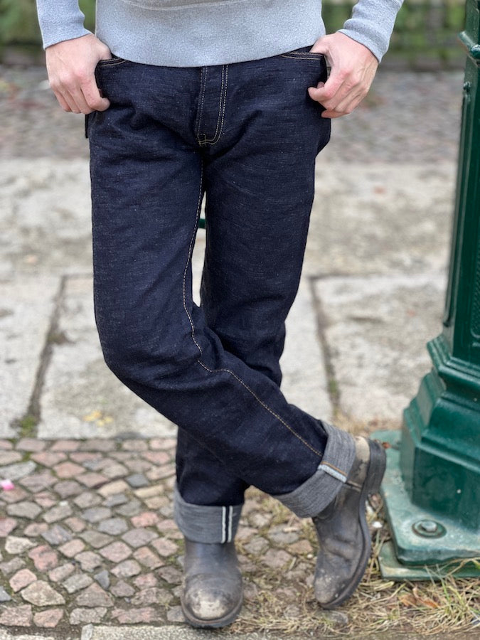The Strike Gold SG5103【CLASSIC】Series - 15oz Slub Selvedge Denim - Right Hand Twill - Gray Weft - CLASSIC STRAIGHT
