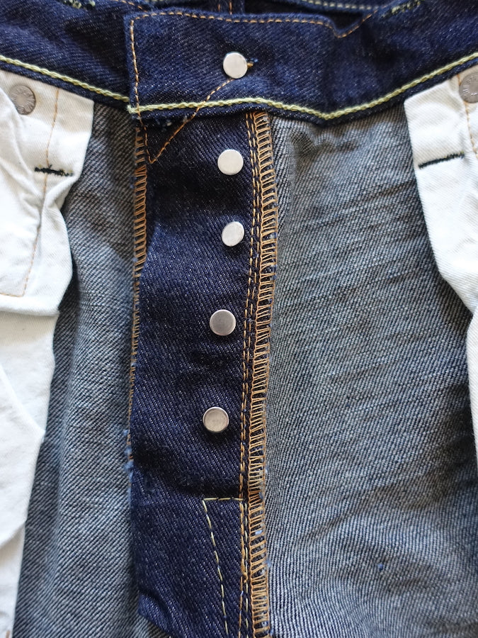The Strike Gold SG3105【COOL】Series - 17oz Selvedge Denim - Dark Indigo Warp & Grey Weft - Left Hand Twill - STYLISH STRAIGHT