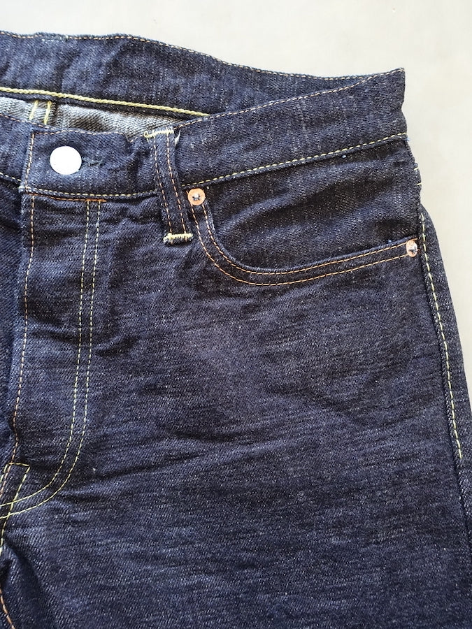 The Strike Gold SG5105【CLASSIC】Series - 15oz Slub Selvedge Denim - Right Hand Twill - Gray Weft - STYLISH STRAIGHT