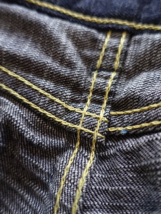The Strike Gold SG5105【CLASSIC】Series - 15oz Slub Selvedge Denim - Right Hand Twill - Gray Weft - STYLISH STRAIGHT